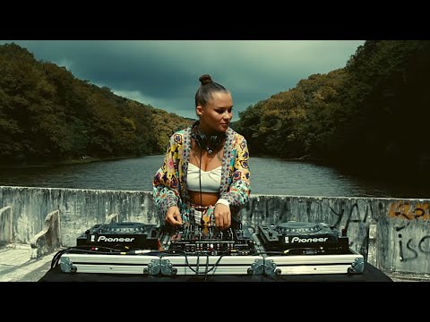 Katrina Lil live in Istanbul for Radio Intense [Afro House & Melodic Techno DJ Set & Organic House]