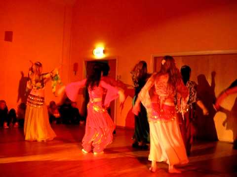 Studio-K Avslutninsfest 2010 - Orientalisk magdans 1