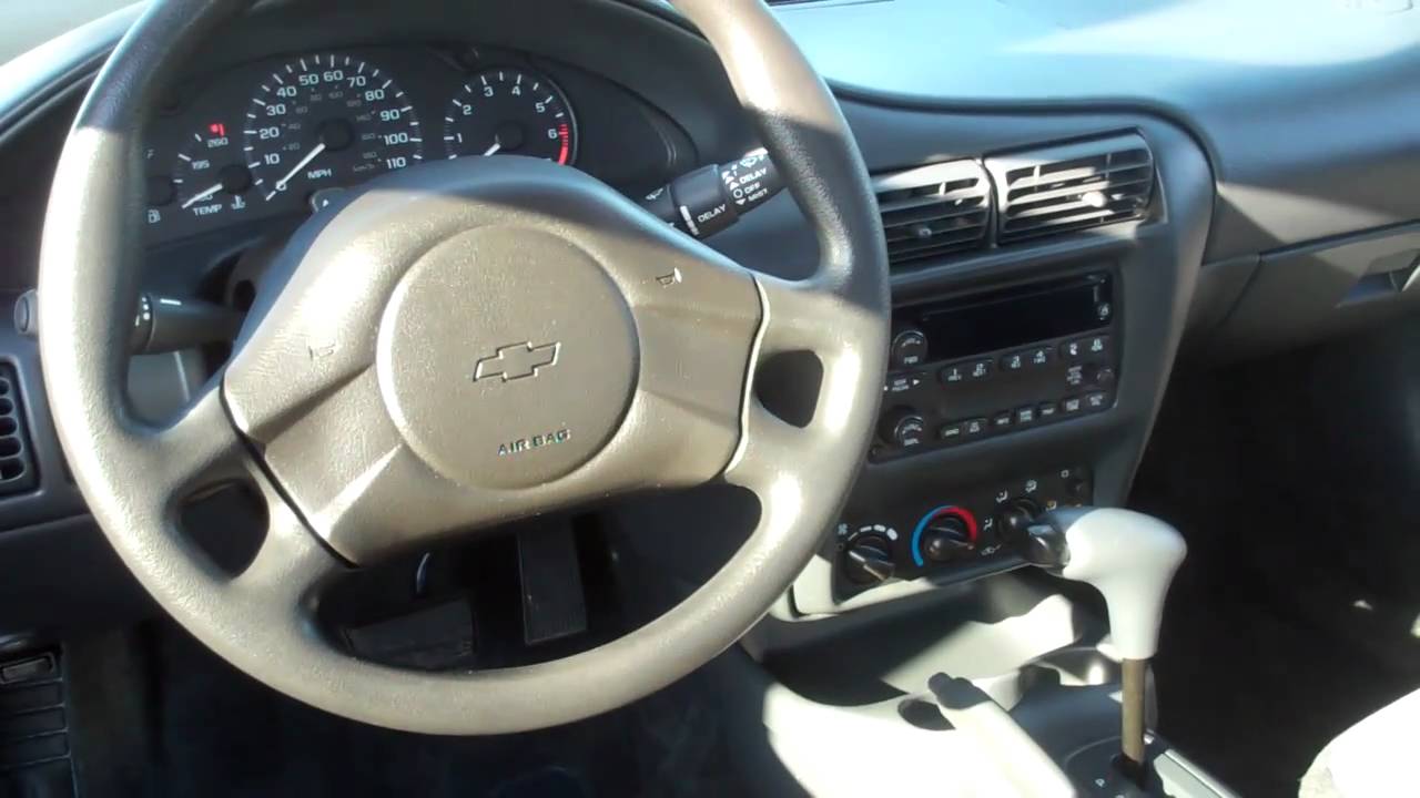 2005 Chevy Cavalier Walkaround at Apple Chevrolet in Tinley ...