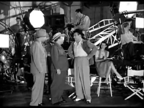 Hellzapoppin'-(1941) Opening scenes
