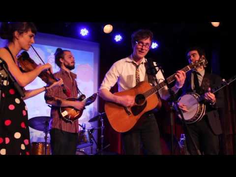 Michael Daves - Pretty Polly (Bluegrass) Live at the Bell House