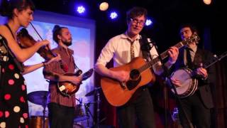 Michael Daves - Pretty Polly (Bluegrass) Live at the Bell House