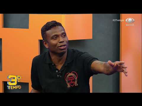 Edílson Capetinha relembra embaixadinhas durante Dérbi