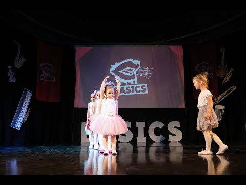 Plesne numere „Musette“ J. S. Bach i „Igra“ L. van Beethoven (Odsjek za balet)