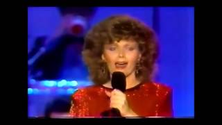 Maureen McGovern: Once in a while