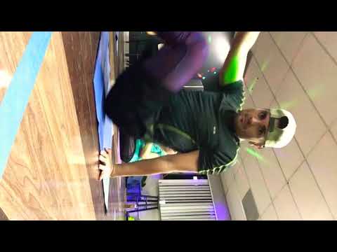 Toning your abdomen with Jaime Salgado