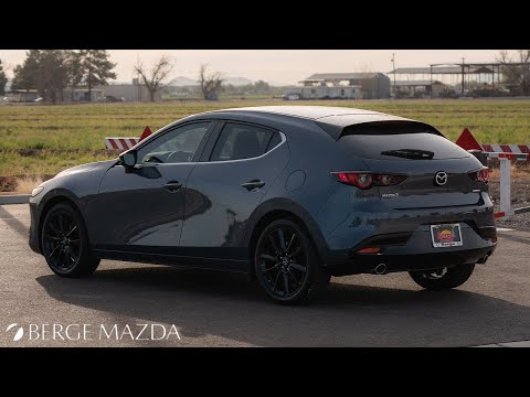 2022 Mazda3 Hatchback Carbon Edition POV [Test Drive]