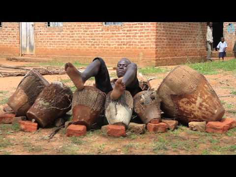 Namaddu Troupe - Drum Solo - The Singing Wells project