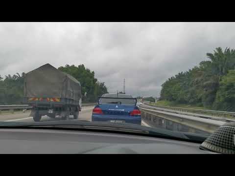 Honda CRZ vs Mitsu Evo