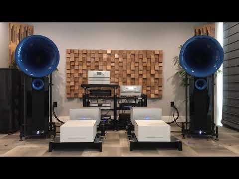 download lagu mp3 mp4 Avantgarde Duo, download lagu Avantgarde Duo gratis, unduh video klip Avantgarde Duo