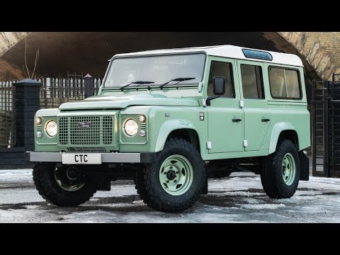 Land Rover Defender Heritage 110 | limited Edition in Grassmere-Grün