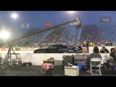 Bruder bros(vixen) vs Lizzi Musi (aftershock)