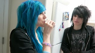 DRINK GAS CHALLENGE with JOHNNIE, ALEX, JORDAN & MERCADES!