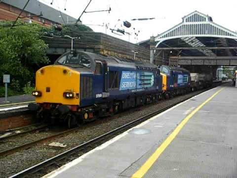 37069 & 37610 Depart Preston with the 6C53 Crewe-Sellafield flasks 18/06/09