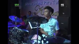 Download lagu SK Group - secawan madu - Liea owyeah (losetia.collections) mp3 Download lagu SK Group - secawan madu - Liea owyeah (losetia.collections) mp3