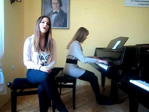 HONEY- NO ONE live (piano version)