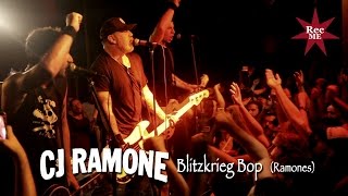 CJ Ramone "Blitzkrieg Bop" (Ramones) @ Estraperlo (30/07/2016) Badalona
