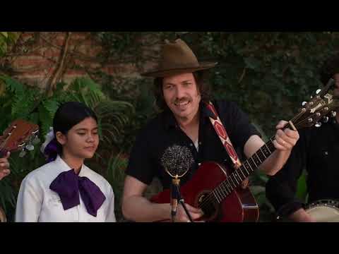 The Brothers Comatose & Mariachi Oliveros - "Malagueña Salerosa"