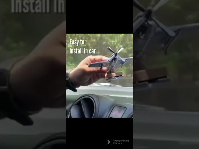 Vídeo relacionado con Adorno de perfume de coche con batería de dibujos animados alimentado por energía solar, ambientador de aromaterapia, plástico ABS, decoración activada por luz para coche y hogar (azul)