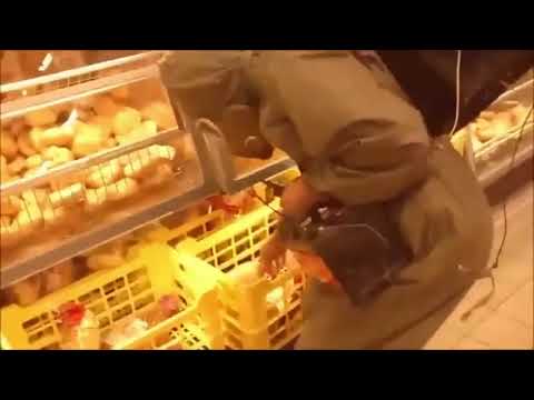 Quando Pompo nelle casse all'EuroSpin mentre compro i tramezzini al tonno