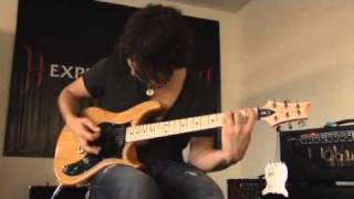 Video thumbnail for Davy Knowles checks out the PRS DC3 at Experience PRS 2010 by PRS Guitars