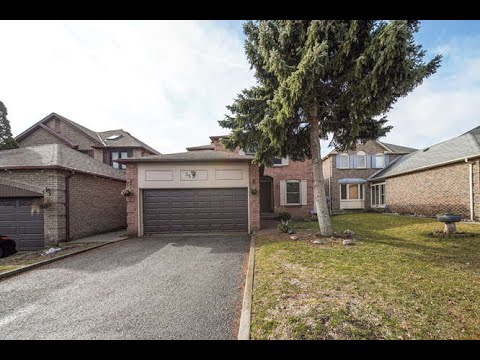 Ajax Real Estate - 35 Ravenscroft Rd