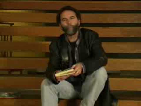 Vídeo: Vídeo de Gustavo Pernas Cora en 2007 en que explica por que escribía.  AELG