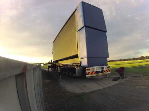 Packing up at the Horse racing at sandown