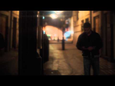 Chriss Ronson feat. Adri - Don't Look Down