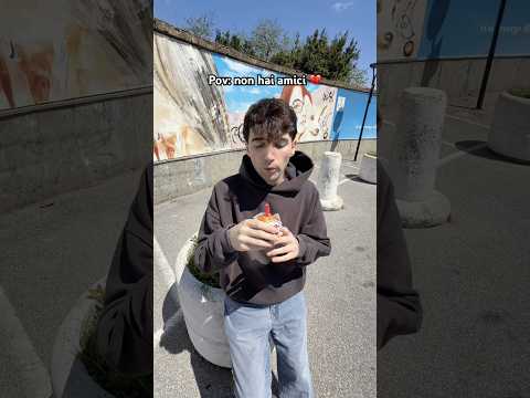 Ci sono passato anche io e so quanto può fare male sentirsi soli❤️‍🩹 Per qualsiasi cosa ci sono🫂