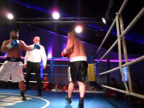 Nazme Kurteshi vs. Azad Dogru 15.4.2018