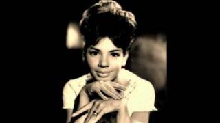 Shirley Bassey - Kiss me honey honey (kiss me) (1958)