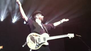 Dave Stewart ft Orianthi "Here Comes The Rain Again"