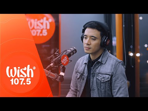Erik Santos performs "Sigaw ng Puso" LIVE on Wish 107.5 Bus