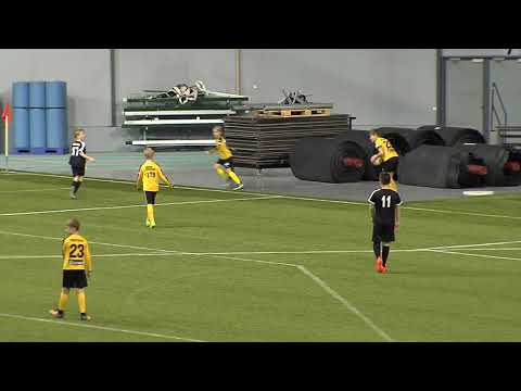 Joensuu 4.2.2018 -07 Kilpasarja JIPPO-j./musta - KuPS kelt. 1-2