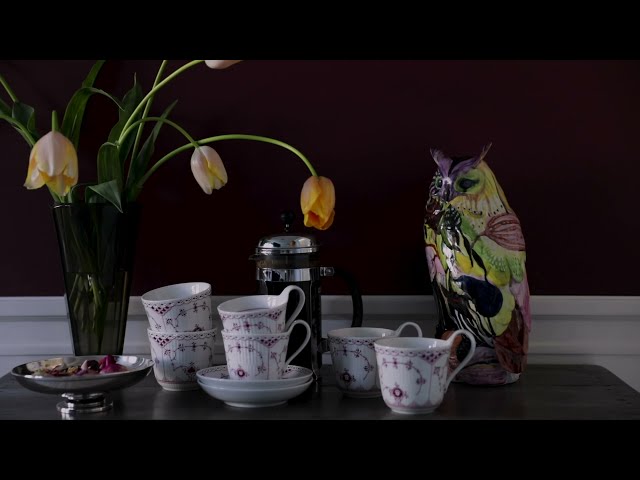 Vídeo relacionado con Royal Copenhagen White Fluted 1020509 - Tetera (porcelana, 75 cl, 17 x 11,5 x 11,5 cm), color blanco