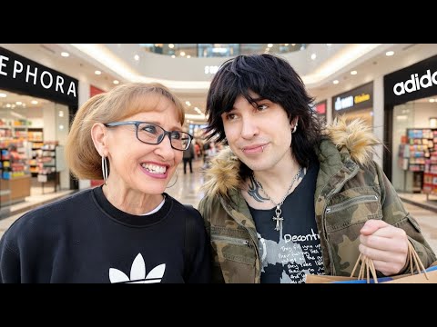 Taking my MOM on a Shopping Spree!