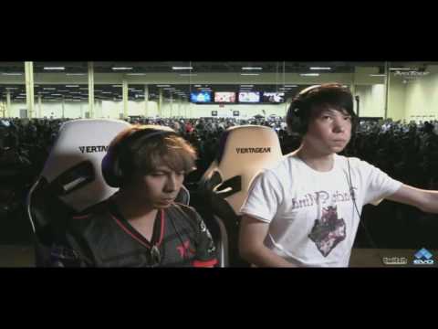 Evo 2017 - Street Fighter V Round 2 Pools: Talon vs Moke