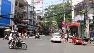 preview picture of video 'Streets of De Tham, The Backpacker District in Ho Chi Minh City'