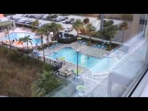 Holiday Inn Express & Suites Orlando SeaWorld Queen Room Tour