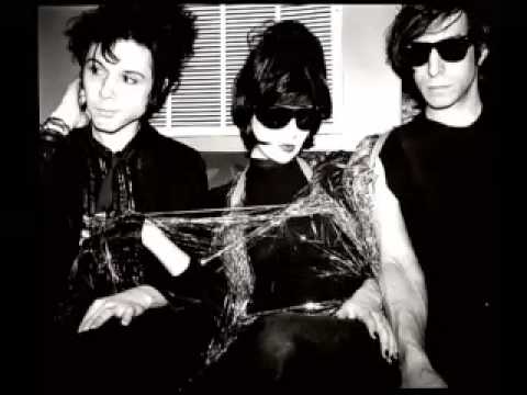 Yeah Yeah Yeahs - Zero (RAC Remix)