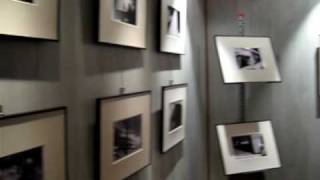 preview picture of video 'Alessandria, HAT's photo art Gallery,mostra fotografica personale di Yvonne VAAR'