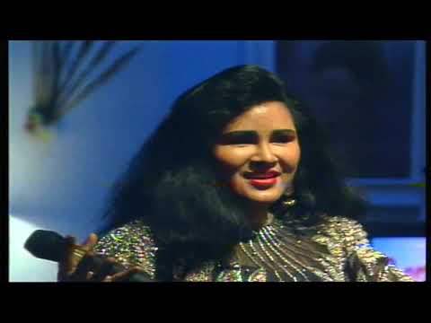 HERLINA EFENDI TAMPIL BERSAMA BENJAMIN S DALAM ACARA BENJAMIN SHOW