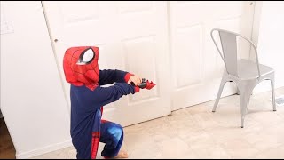 Trying Out This Spider Web Shooter Toy!