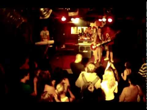 By lift to sky - Samotářka