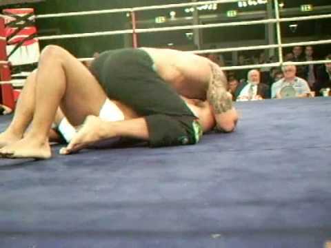 Attila Ucar vs. Nandor Guelmino Freefight (MMA) 2x5min