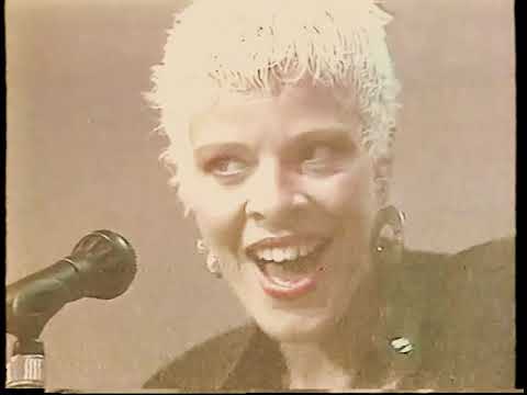 Coldcut feat Yazz & The Plastic Population - Doctorin' the House (TV Roxy  Network Chart Show 1988)