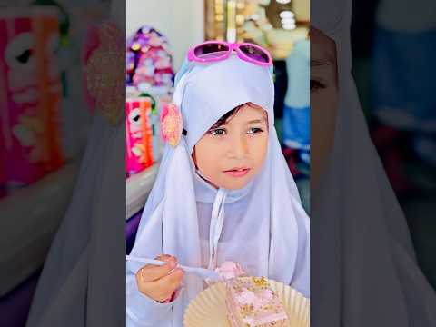 Sweet Like Mahira’s Cake 🍓🍰 #unfrezzmyaccount #shortvideo #cute