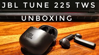 Video thumbnail for JBL Tune 225 TWS Unboxing | Better than OnePlus Buds by Traction Control