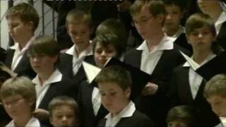 Dresdner Kreuzchor: Singet dem Herrn ein neues Lied (Heinrich Schütz)